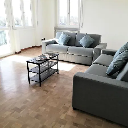 Trilo Deluxe Vanzago